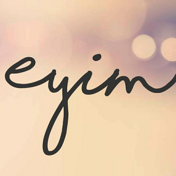 2 CT BLUE SAPPHIRE White Gold SHAPE STUD EARRINGS - Picture 5 of 5